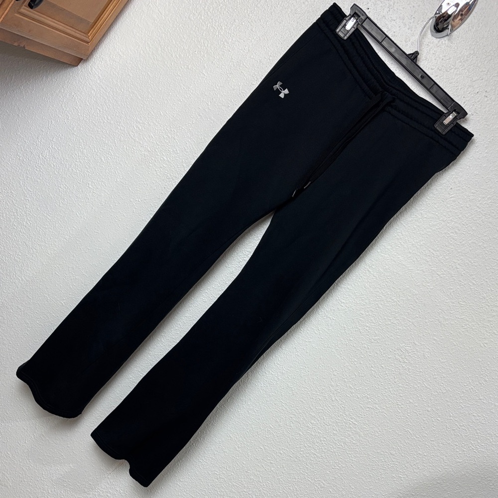 1053 Under Armour Unisex Black Joggers. Sz M